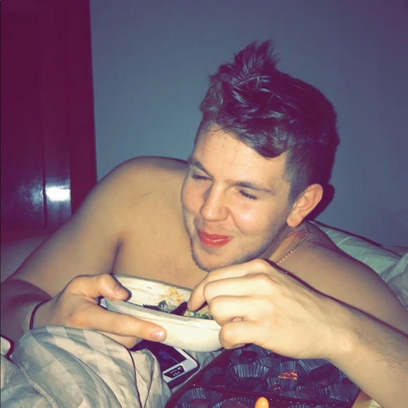 WELCOME ALL, MEET YOUR FAMOUS POSHMARKER JACK CAP - Picture 3 of 3